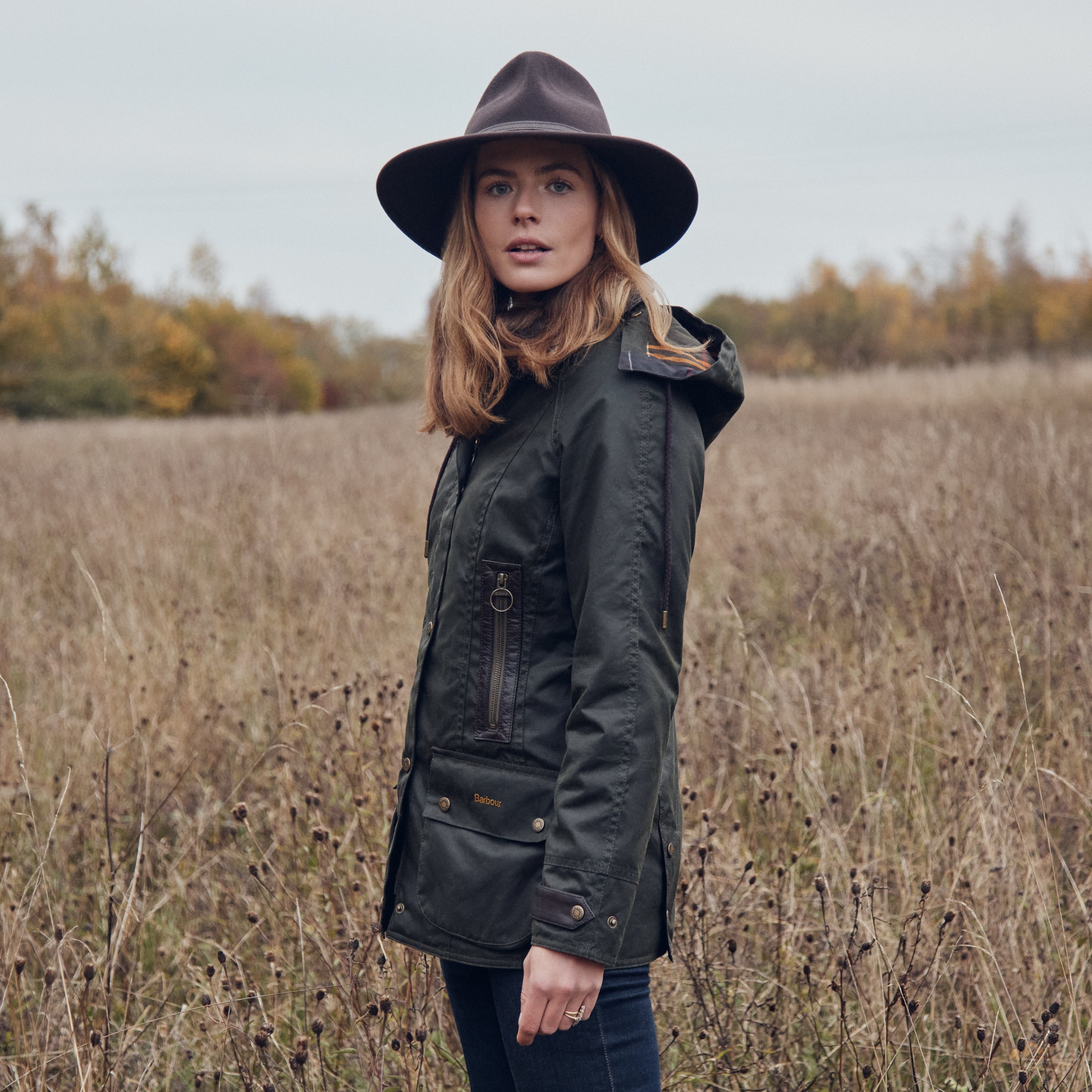 Barbour Liddesdale Boys Navy – BGarden