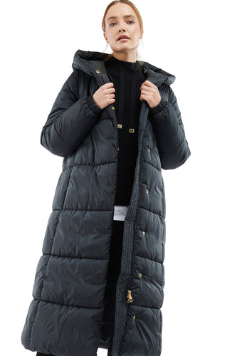 B. Intl Aldea Quilt